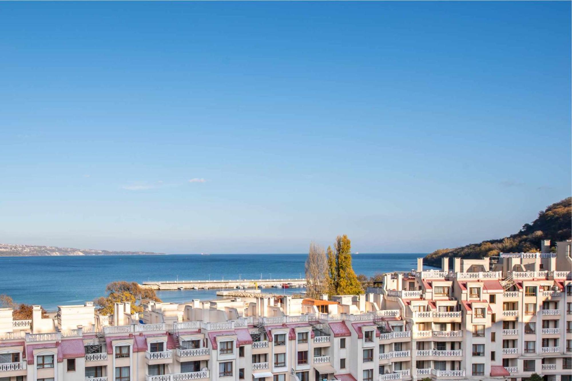 Azur Del Mar Seaview Apartment Varna Ngoại thất bức ảnh